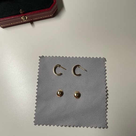 （Sold) Cartier LOVE EARRINGS yellow gold - Picture 5 of 6